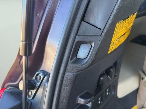 Used 2014 Toyota Sequoia Limited image 23