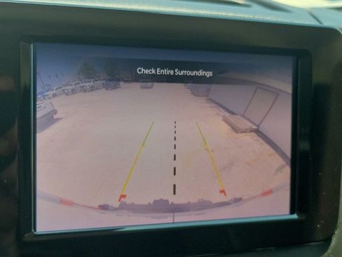 Used 2025 RAM ProMaster 2500 w/ Safety Group FWD image 18