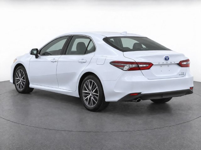 Used 2022 Toyota Camry XLE w/ Protection Package (Q2) (TMS) FWD image 3