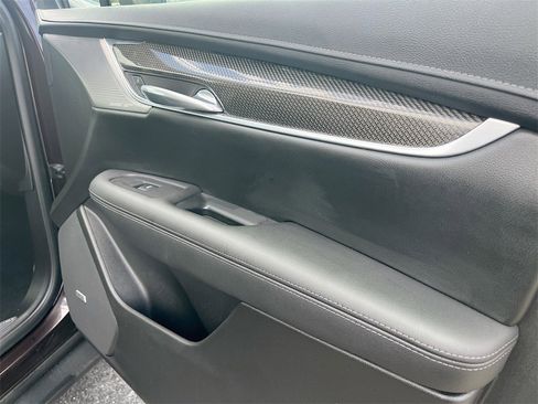 Used 2021 Cadillac XT5 Sportv image 35