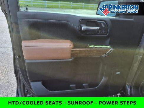 Used 2022 Chevrolet Silverado 1500 High Country w/ Technology Package image 16