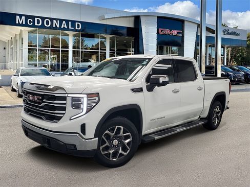 Used 2023 GMC Sierra 1500 SLT w/ SLT Convenience Package image 1