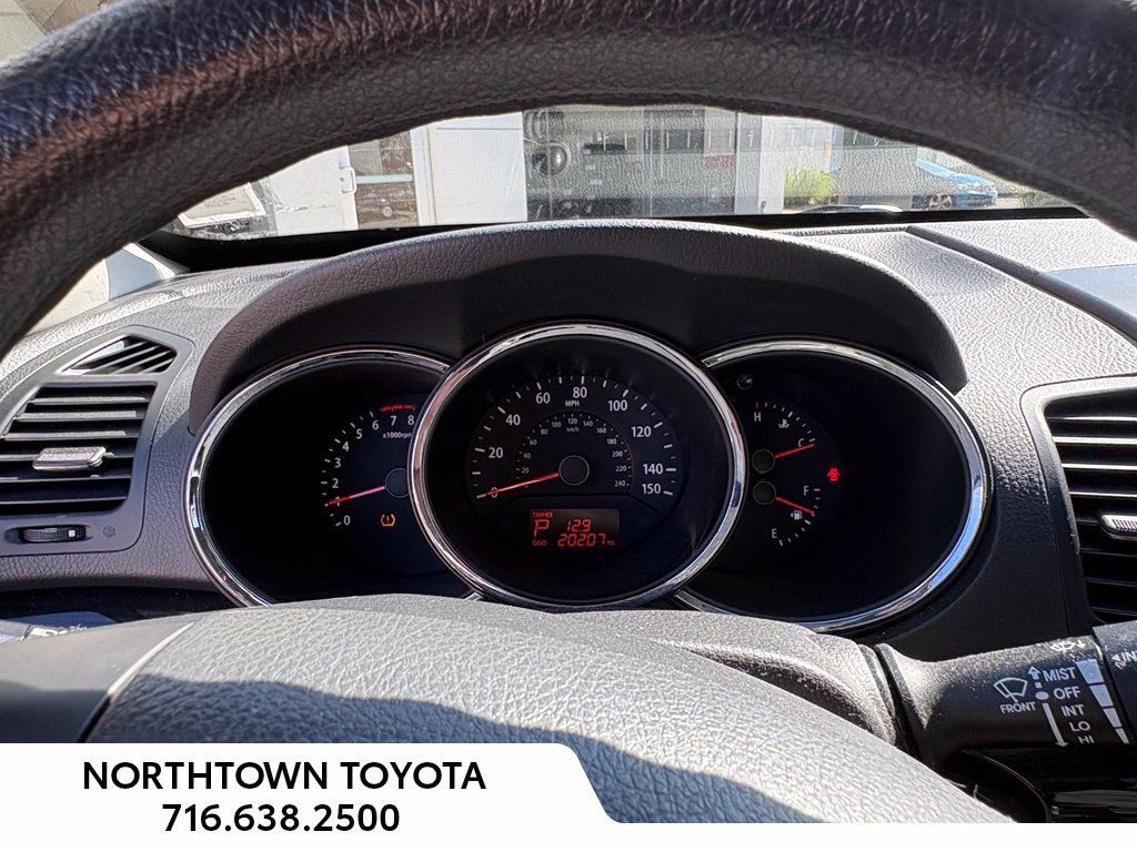 Used 2013 Kia Sorento LX AWD/4WD image 19