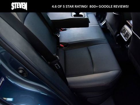 Used 2021 Toyota Venza image 16