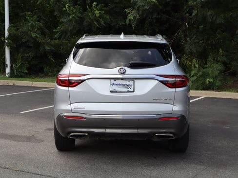 Used 2019 Buick Enclave Essence FWD image 8