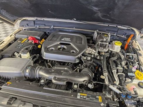 Used 2022 Jeep Wrangler Unlimited Rubicon 4xe w/ Cold Weather Group image 34