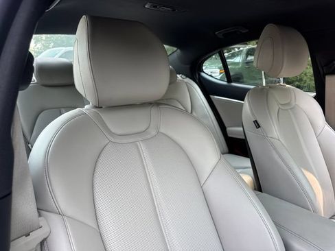 Used 2023 Genesis G70 2.0T AWD/4WD image 26