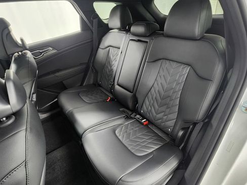 Used 2023 Kia Sportage X-Pro AWD/4WD image 12