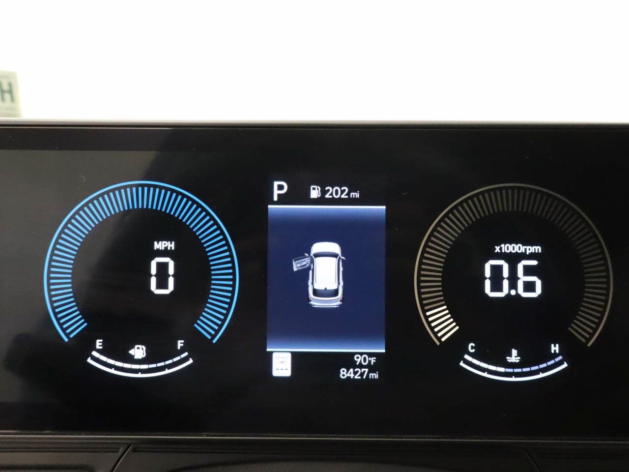 Used 2026 Hyundai Kona SEL Sport FWD image 8