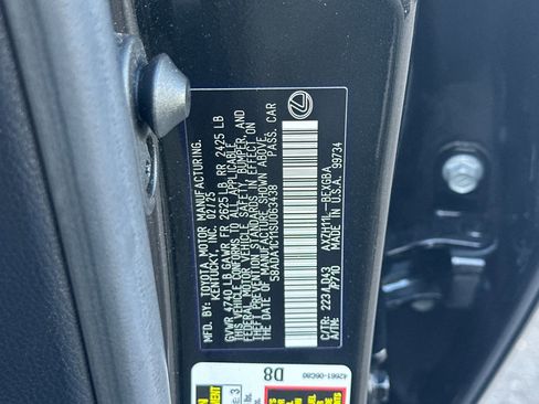 Used 2025 Lexus ES 300h w/ Premium Package image 20