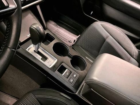 Used 2018 Subaru Outback 2.5i Premium image 17