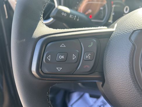 New 2025 Jeep Gladiator Sport image 38