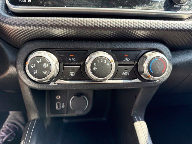 Used 2018 Nissan Kicks S FWD image 15