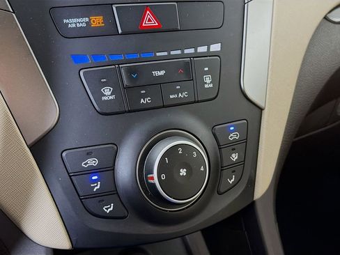 Used 2017 Hyundai Santa Fe Sport image 17