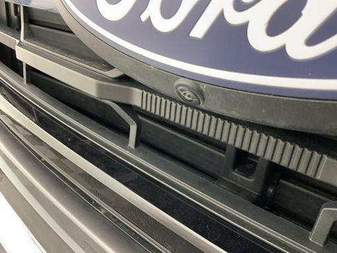 Used 2024 Ford F150 XLT w/ Tow/Haul Package image 9