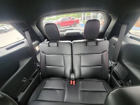 Certified 2023 Ford Explorer ST-Line w/ Class IV Trailer Tow Package image 13