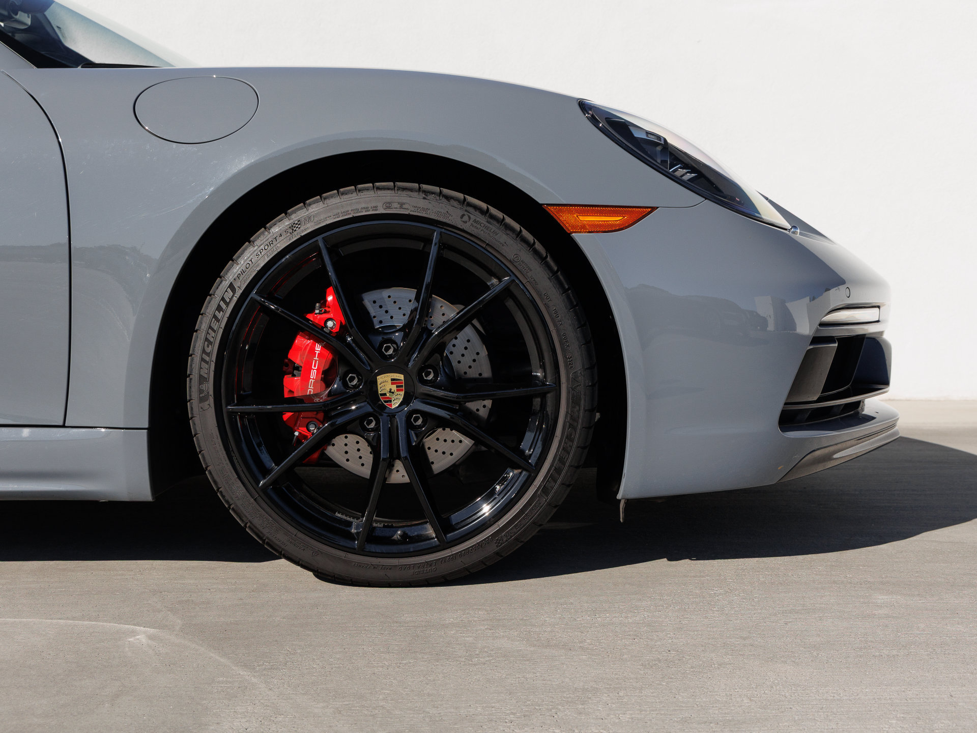 Certified 2025 Porsche 718 Boxster S RWD image 11