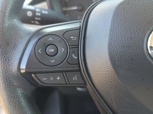 Used 2024 Toyota Corolla LE FWD image 22