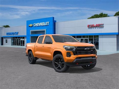 New 2025 Chevrolet Colorado Z71 w/ Technology Package image 1
