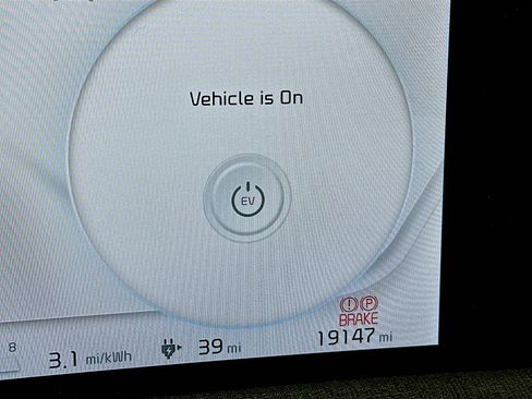 Used 2024 Kia EV6 Wind RWD image 18