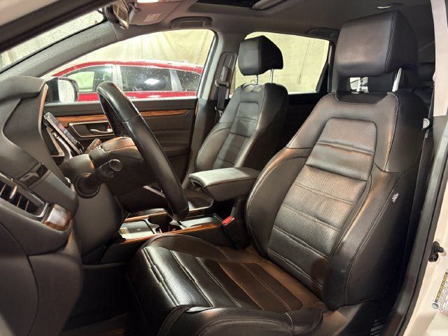 Used 2020 Honda CR-V Touring image 4