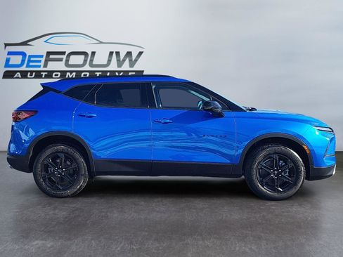 New 2026 Chevrolet Blazer LT w/ Convenience Package image 2