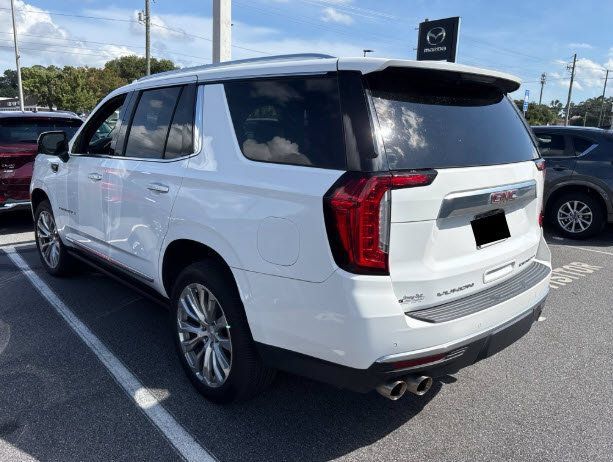 Used 2023 GMC Yukon Denali w/ Max Trailering Package AWD/4WD image 2