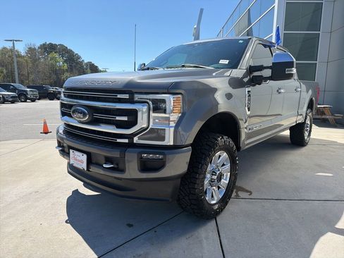 Used 2022 Ford F250 Platinum image 5