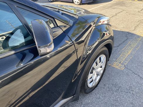 Used 2021 Toyota C-HR LE image 24