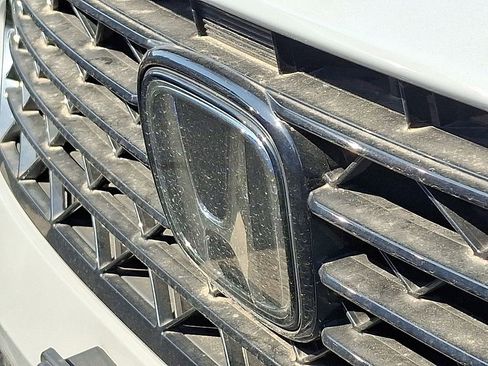 Used 2023 Honda Accord EX-L image 2