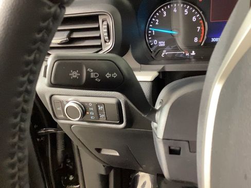 Used 2023 Ford Explorer XLT image 22