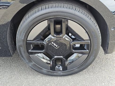 Certified 2024 Kia EV9 GT-Line image 34