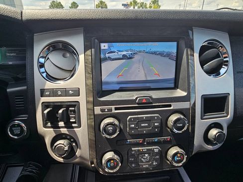 Used 2017 Ford Expedition Limited w/ Equipment Group 301A AWD/4WD image 25