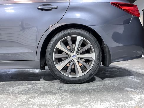 Used 2017 Subaru Legacy 2.5i Limited image 11