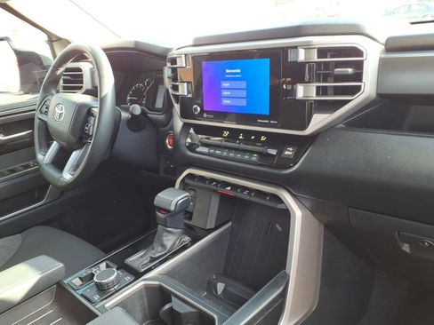 Used 2022 Toyota Tundra SR5 w/ TRD Off-Road Package image 27