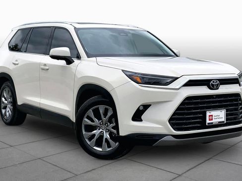 Certified 2024 Toyota Grand Highlander AWD Hybrid image 3