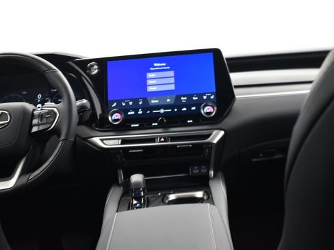 Used 2025 Lexus RX 350 F Sport image 19