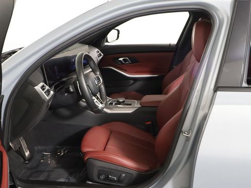 Used 2025 BMW 330i xDrive Sedan w/ M Sport Package image 25