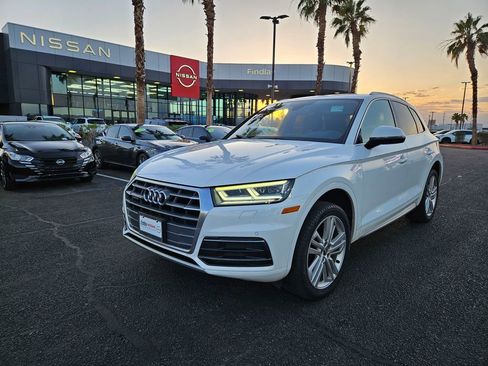 Used 2018 Audi Q5 2.0T Premium Plus w/ Premium Plus Package AWD/4WD image 1