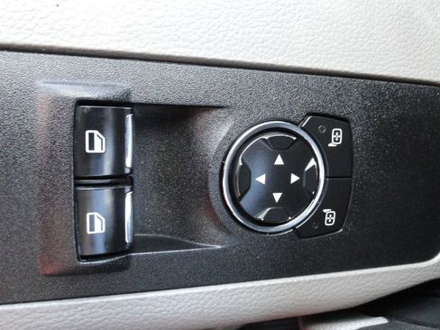 Used 2017 Ford F550 2WD Regular Cab Super Duty image 20