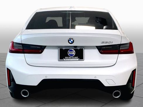 Used 2023 BMW 330i 330i w/ M Sport Package image 4