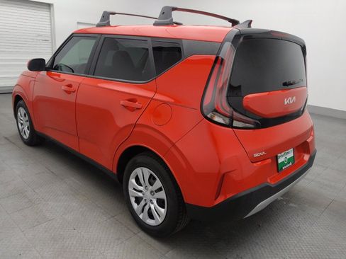 Used 2023 Kia Soul LX image 5