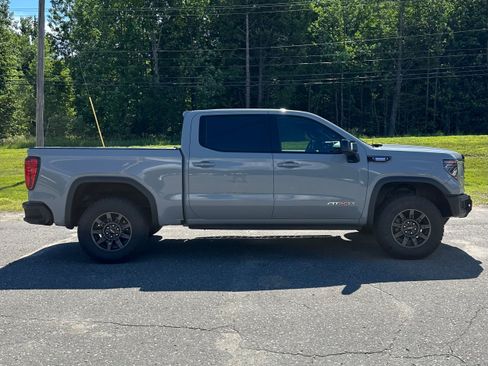 Used 2024 GMC Sierra 1500 AT4X AWD/4WD image 2