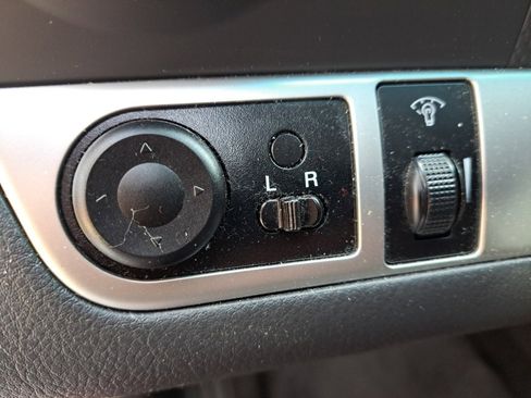 Used 2011 Chevrolet Aveo LT w/ Power and Convenience Package image 23