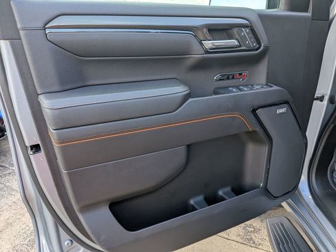 Certified 2023 GMC Sierra 1500 AT4 w/ AT4 Preferred Package AWD/4WD image 8