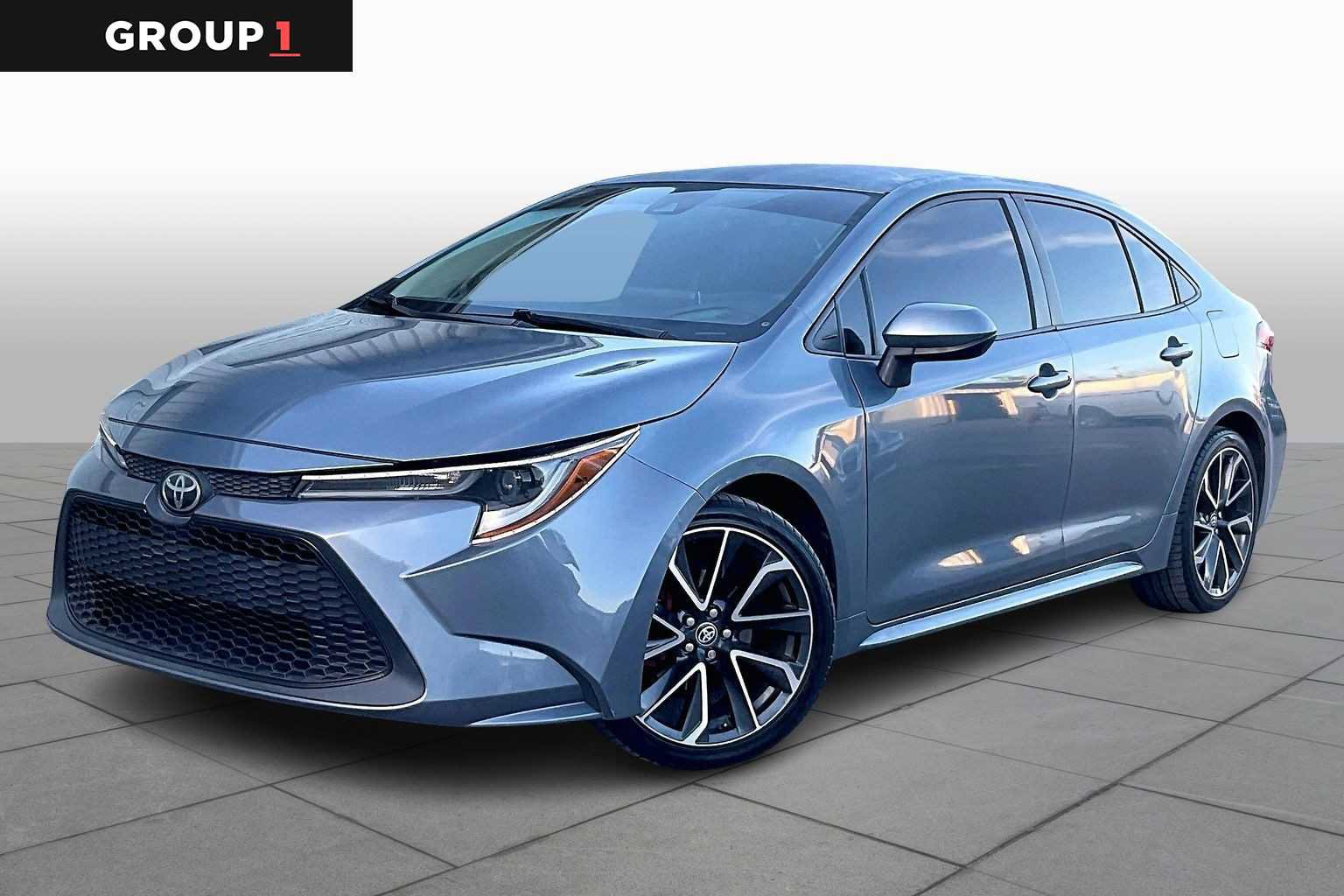 Used 2020 Toyota Corolla LE FWD image 1