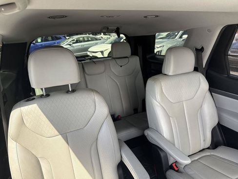 Used 2020 Hyundai Palisade SEL w/ Premium Package AWD/4WD image 32