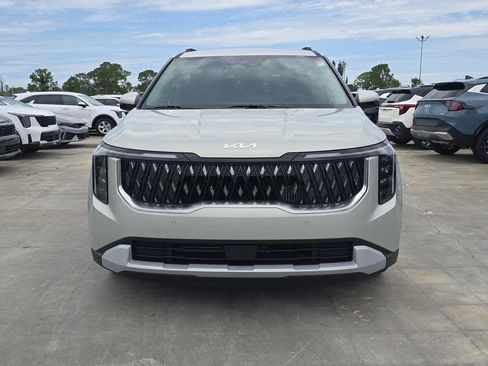 New 2026 Kia Carnival EX FWD image 3