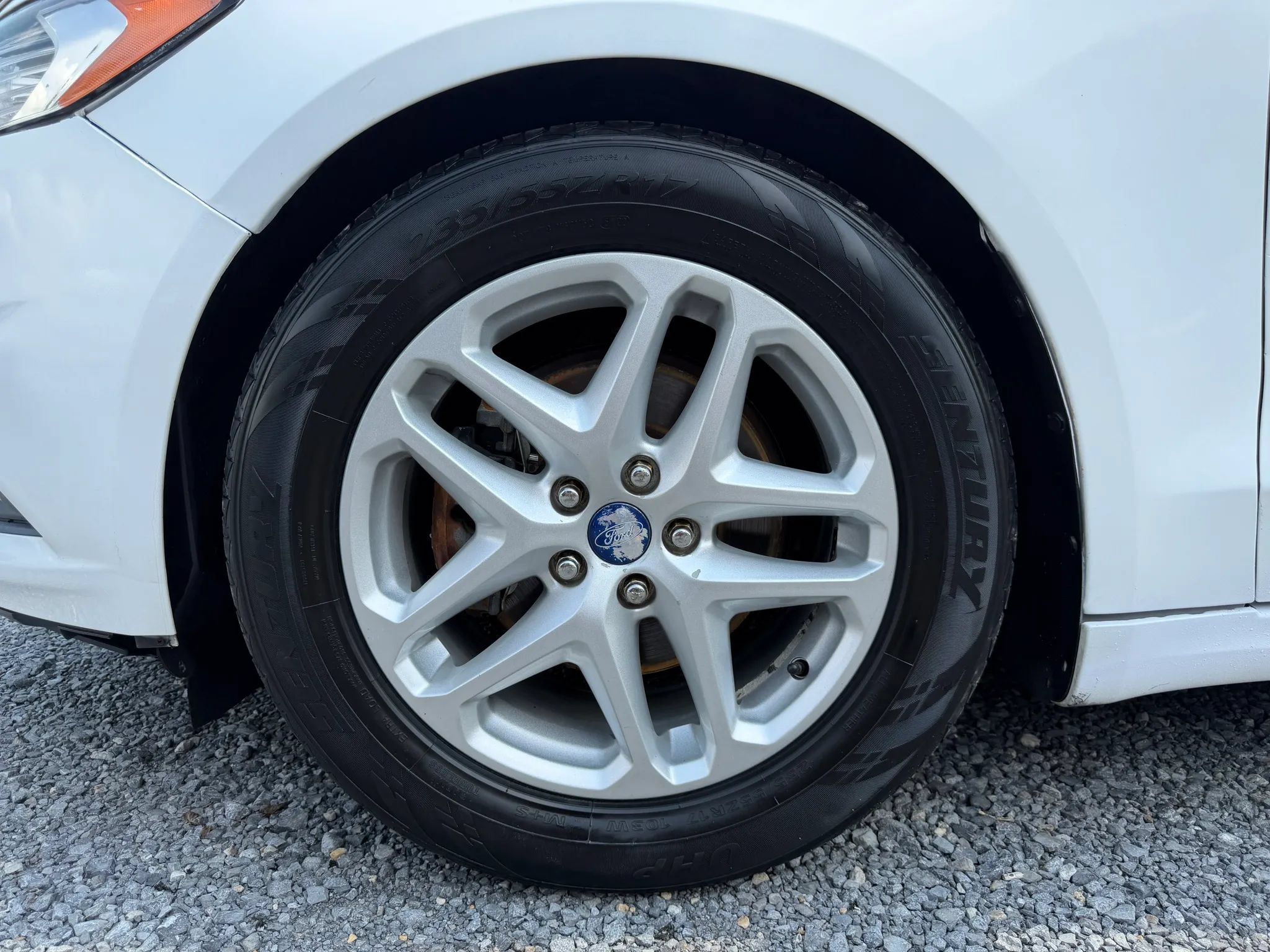 Used 2014 Ford Fusion SE FWD image 42