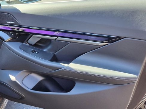 Certified 2024 BMW i5 eDrive40i w/ Premium Package image 18